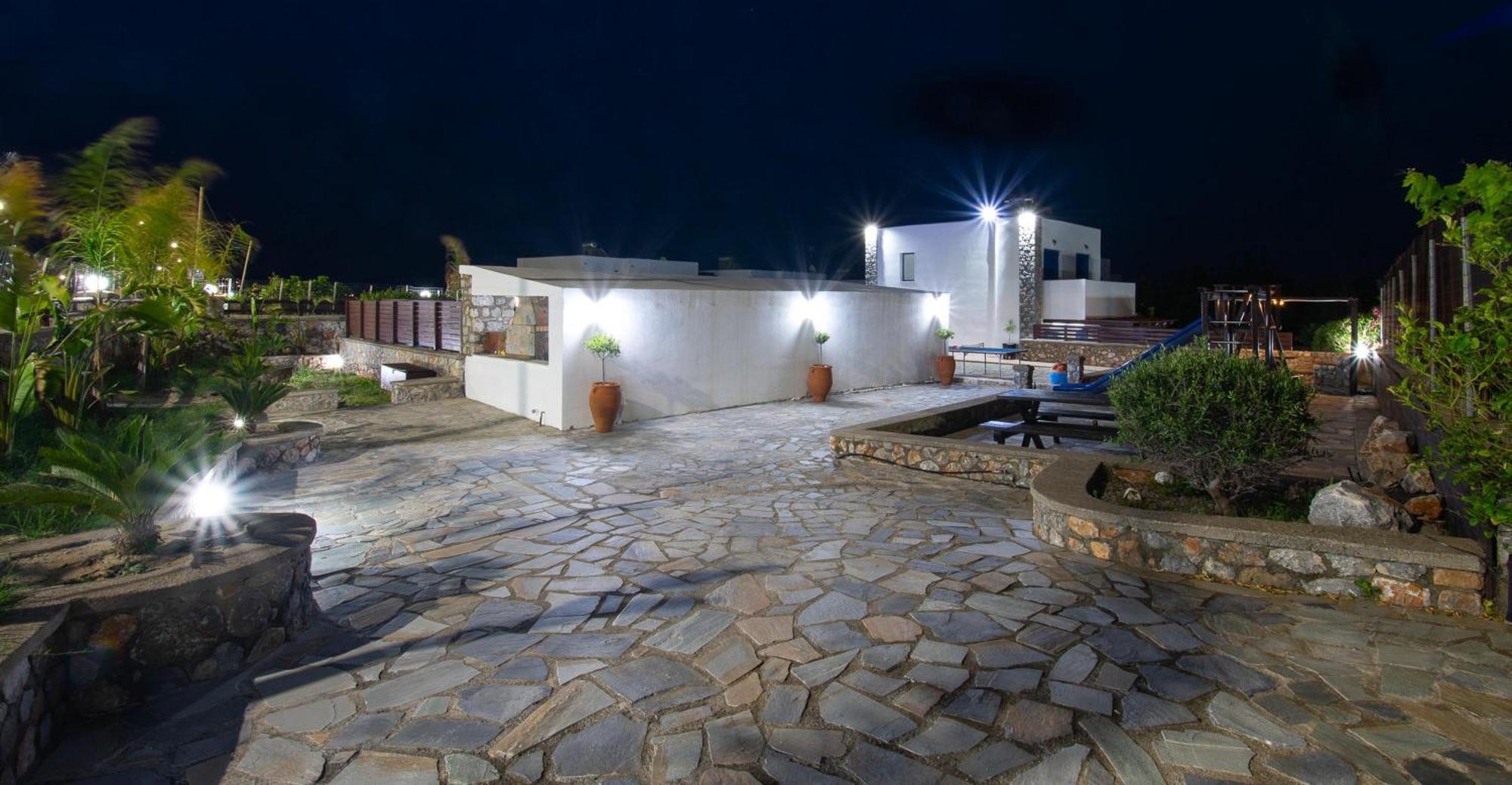 Maripaul Family Villa لاردوس المظهر الخارجي الصورة
