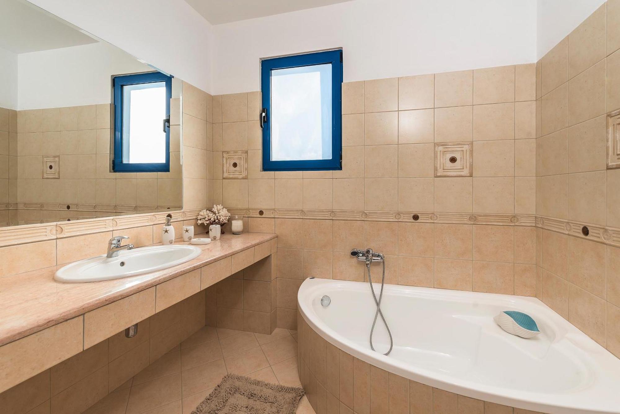 Maripaul Family Villa لاردوس المظهر الخارجي الصورة